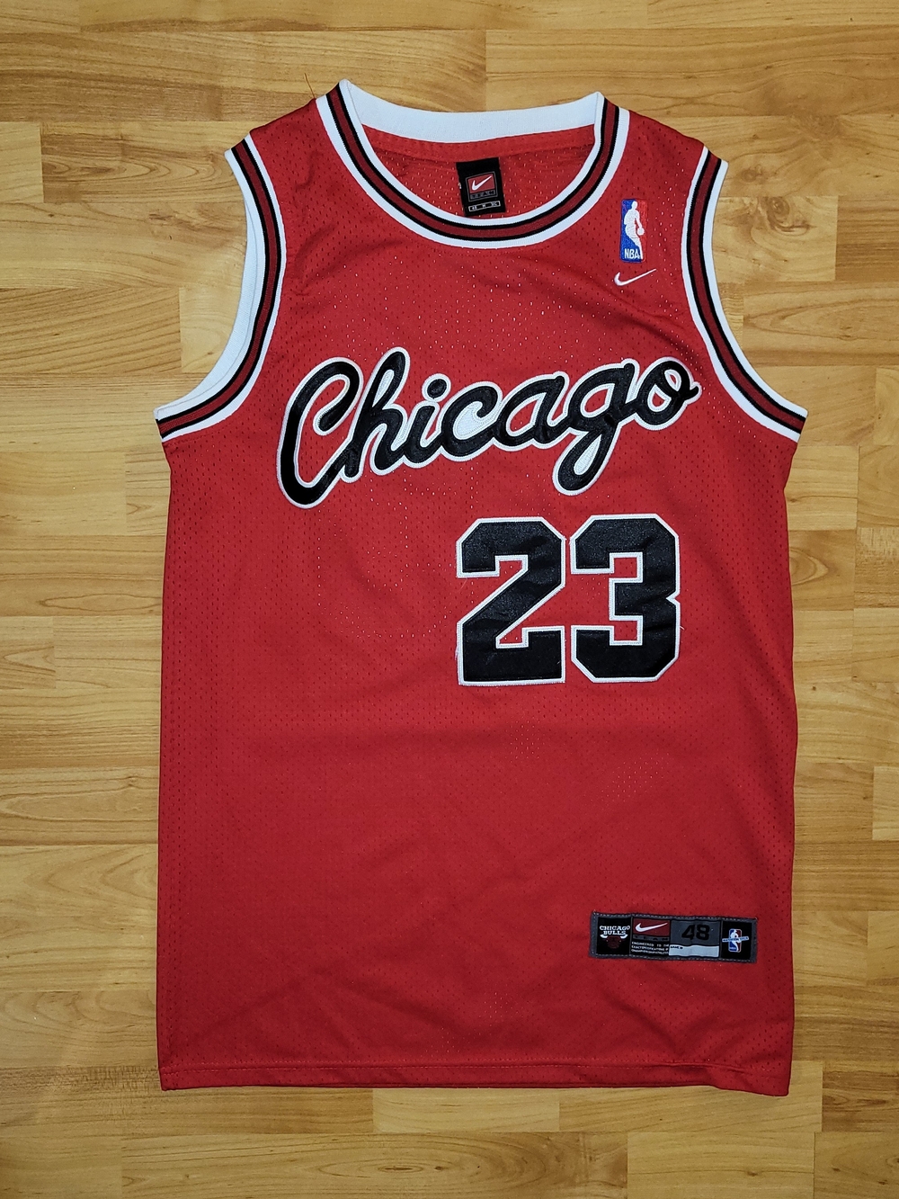 Nike NBA Chicago Bulls Michael Jordan 23 Script Red Jersey Mens Size 48 Medium